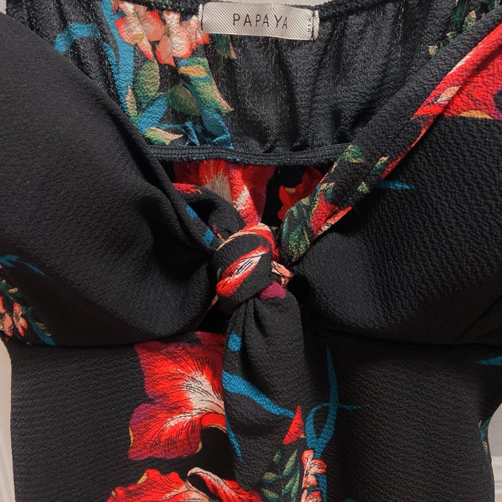 Tie front Floral Cami top - Picture 2 of 5